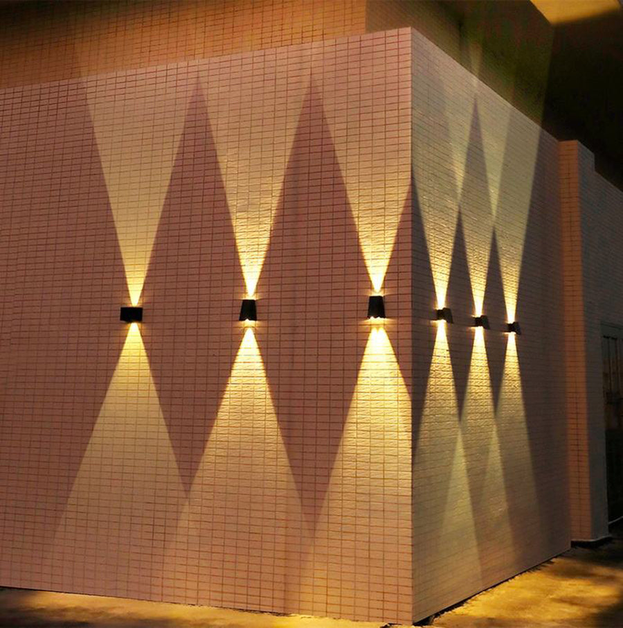 1+1 GRATIS | LumiGuard - Die wetterfeste Solar-Wandleuchte für Ihren Außenbereich