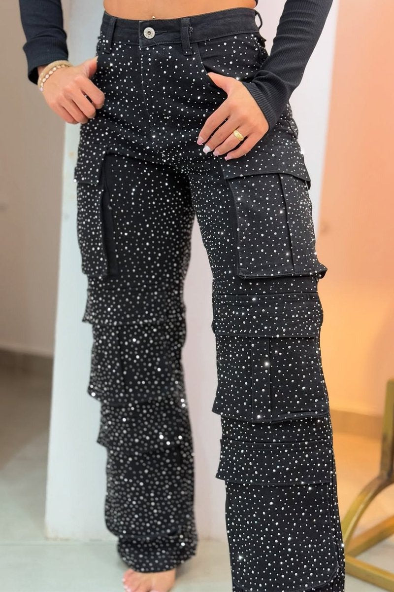 Rhinestone Jeans™ – Trage Deinen selbstbewussten Look mit komfortabler Bewegungsfreiheit