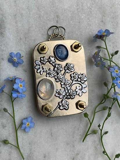 FloraLock™ Micro Press — Verwandle Vergängliche Blüten in Zeitlose Schätze