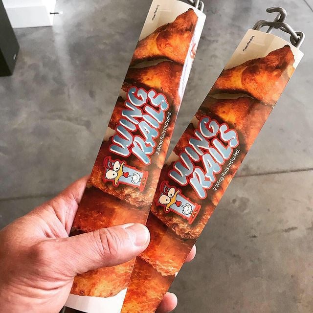 1+1 GRATIS | Wing Rails™ — Perfekte Grillflügel jedes Mal, mühelos