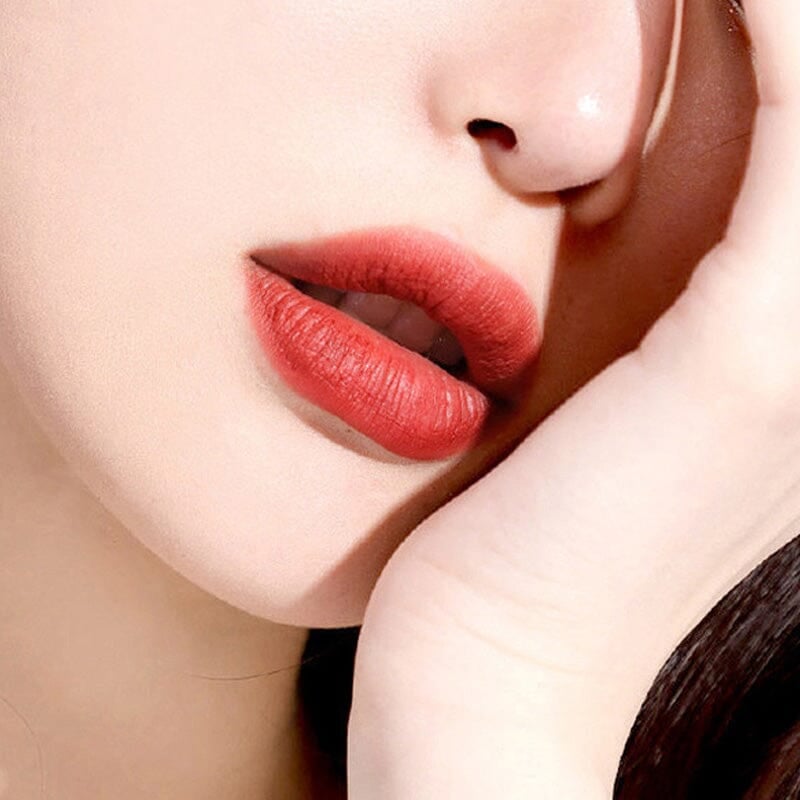 GlossBag™ - Samt-Matte Lippenstift-Set mit Kettenbeutel