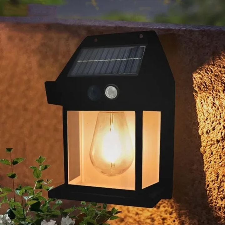 1+1 Gratis | Solar-außenwandlampe mit sensor