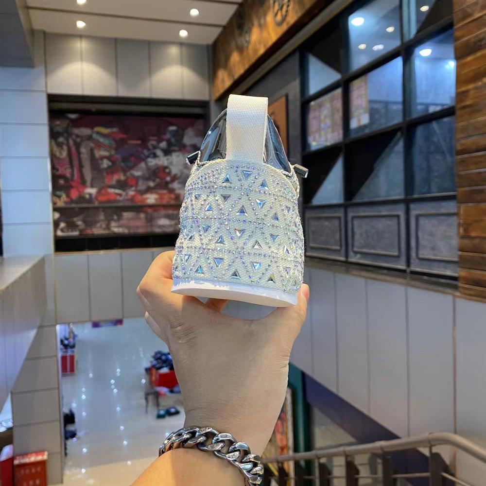 SneakLuxe™ - Diamantbesetzte Sneaker für Herren