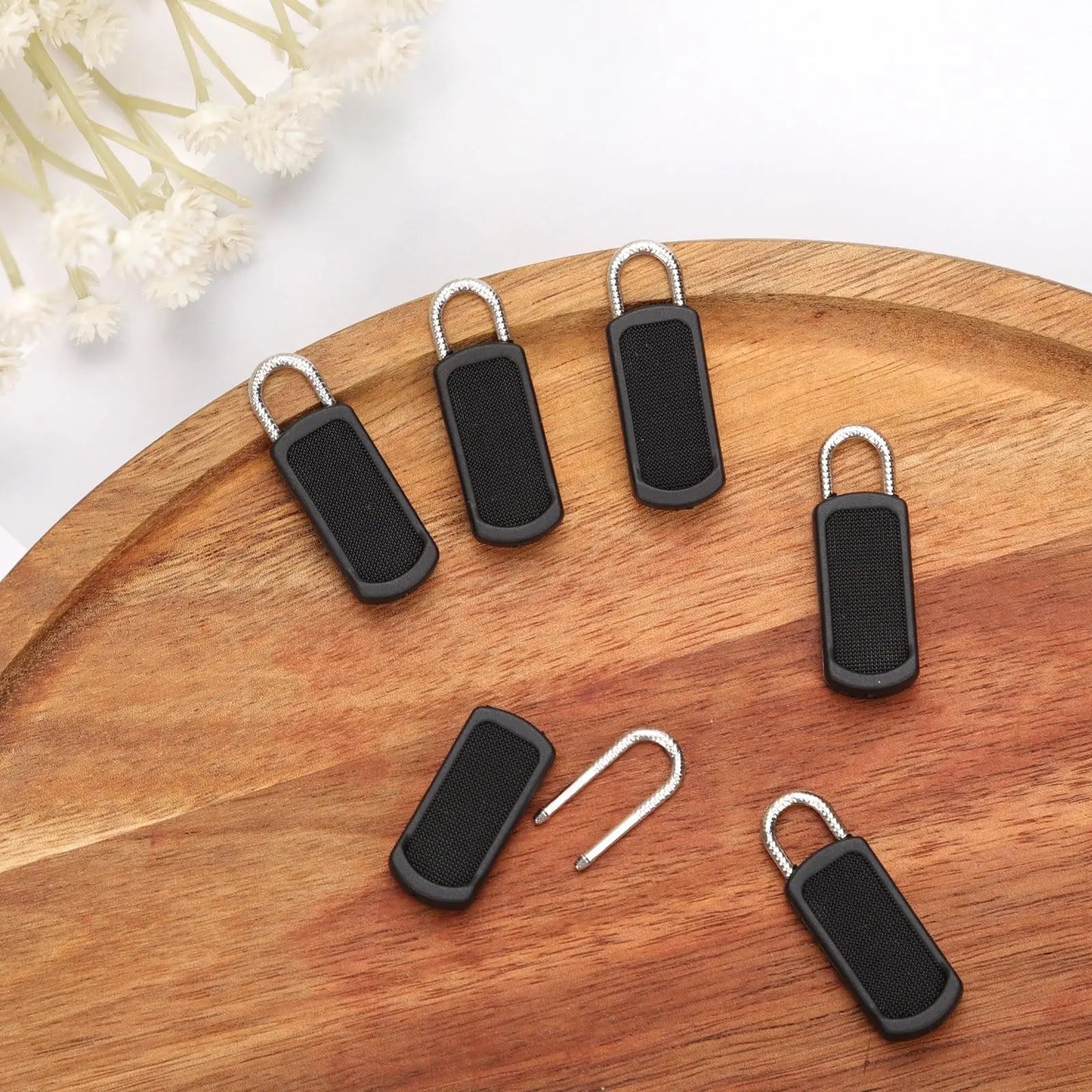 1+1 GRATIS | ZipEase™ Reißverschluss-Set — Sofort festsitzende Reißverschlüsse lösen für ein reibungsloses, müheloses Schließen jedes Mal