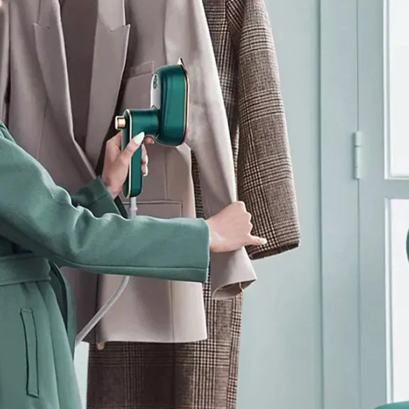 IronGo™ - Kompaktes und leistungsstarkes tragbares Bügeleisen