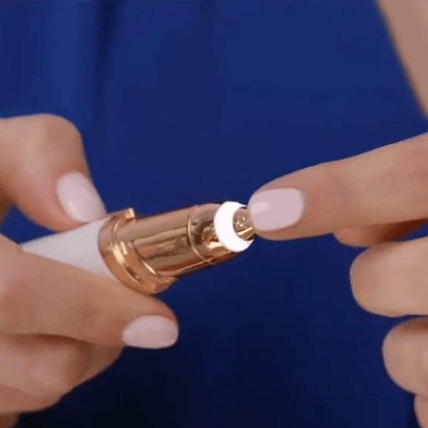 TouchBrow | Präziser Augenbrauentrimmer | Schmerzfrei & Hautfreundlich | Mit LED-Licht