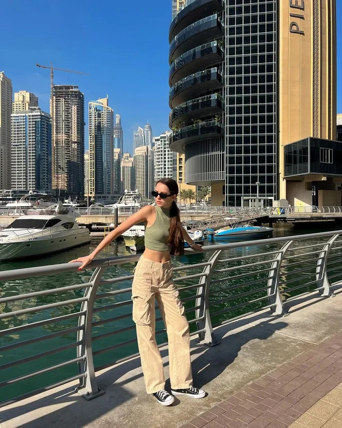 Verstellbare Cargo-Hose in gerader Passform™ - Erweitern Sie Ihre Garderobe mit dieser praktischen und modischen Hose