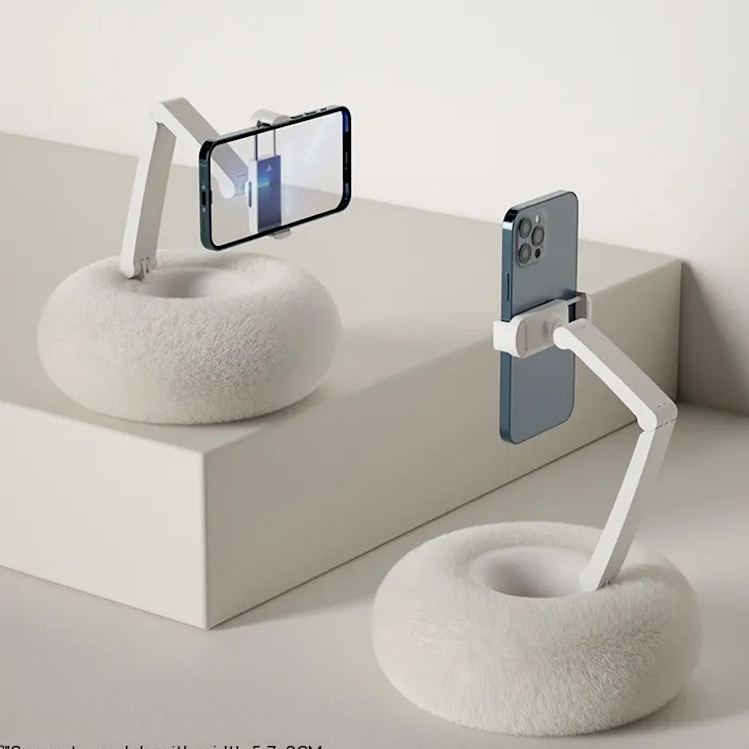 FlexEase™ Kissenständer – Erleben Sie jederzeit herrlichen Komfort und perfekte Sicht