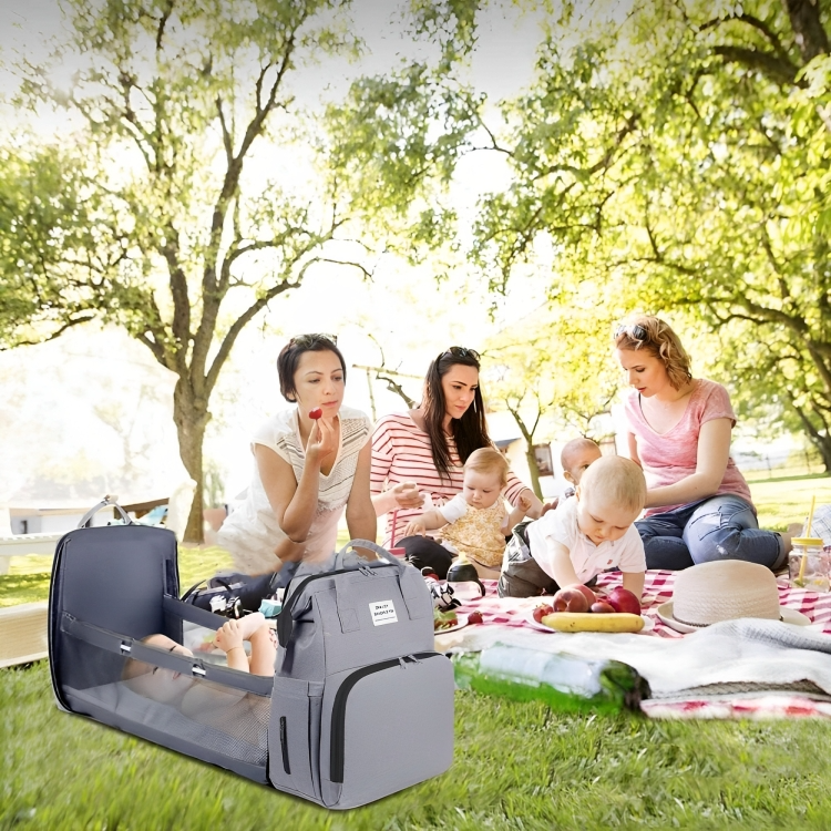 CribPack™ | Tragen Sie alles, was Ihr Baby braucht - und auch ein Bett!