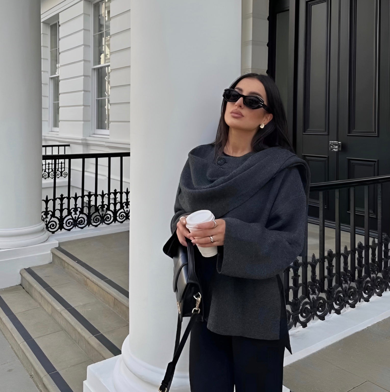 StyleVibe™ - Viral Cape Mantel