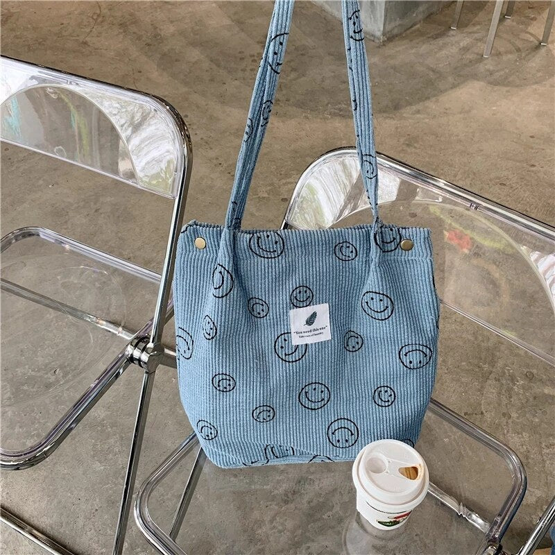 Annett™ - Lächel-Tasche aus Kord