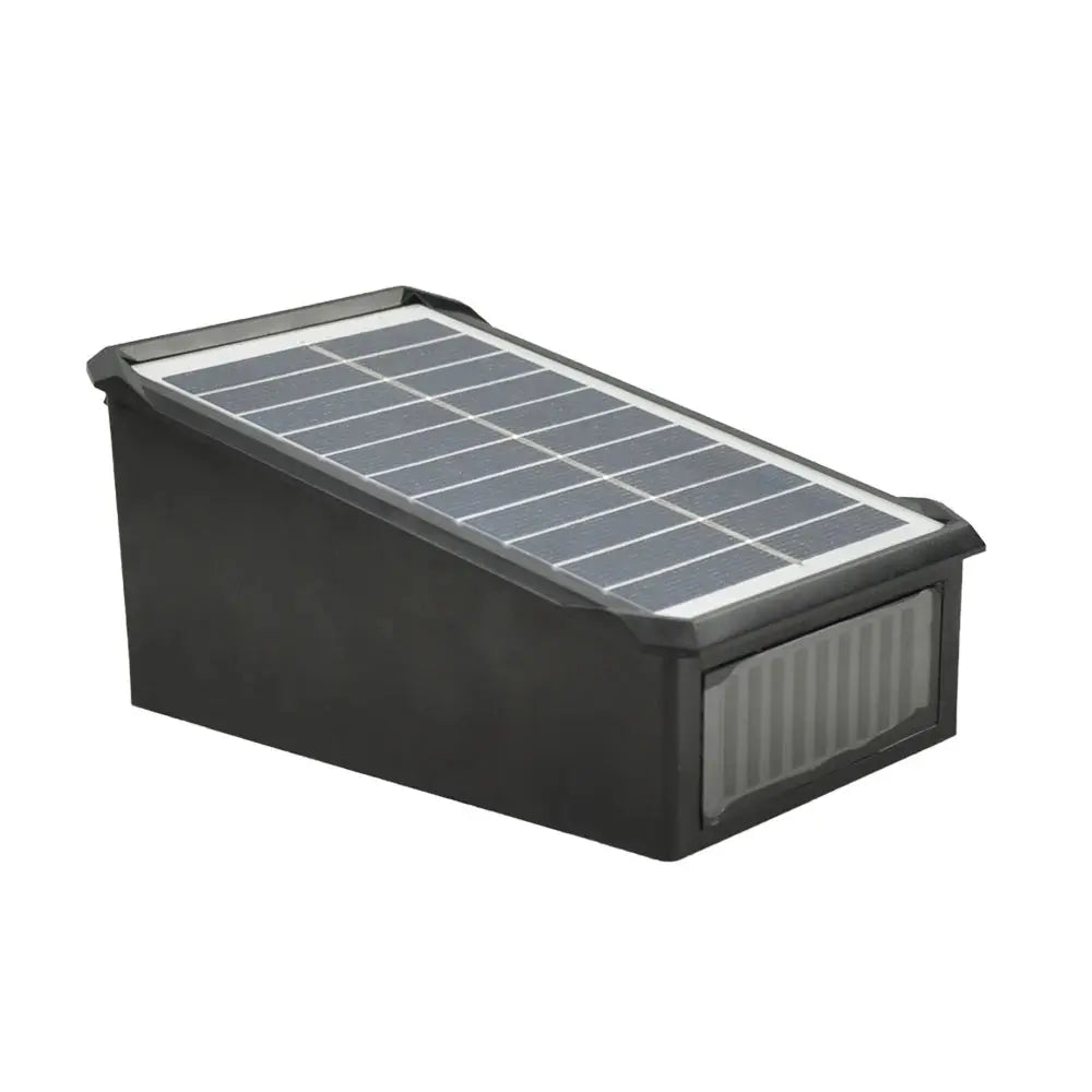 Solarleuchte mit Farbenspiel – Für stilvolle Abende im Garten