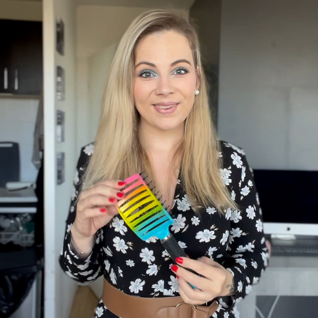 TangleEase™ - Entwirrende Haarbürste