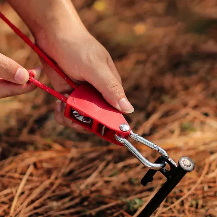 Verstellbarer Zelthaken