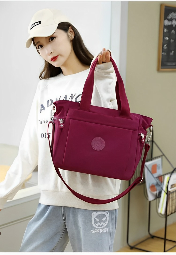 Leona™ | Eleganz Umfasste Schultertasche