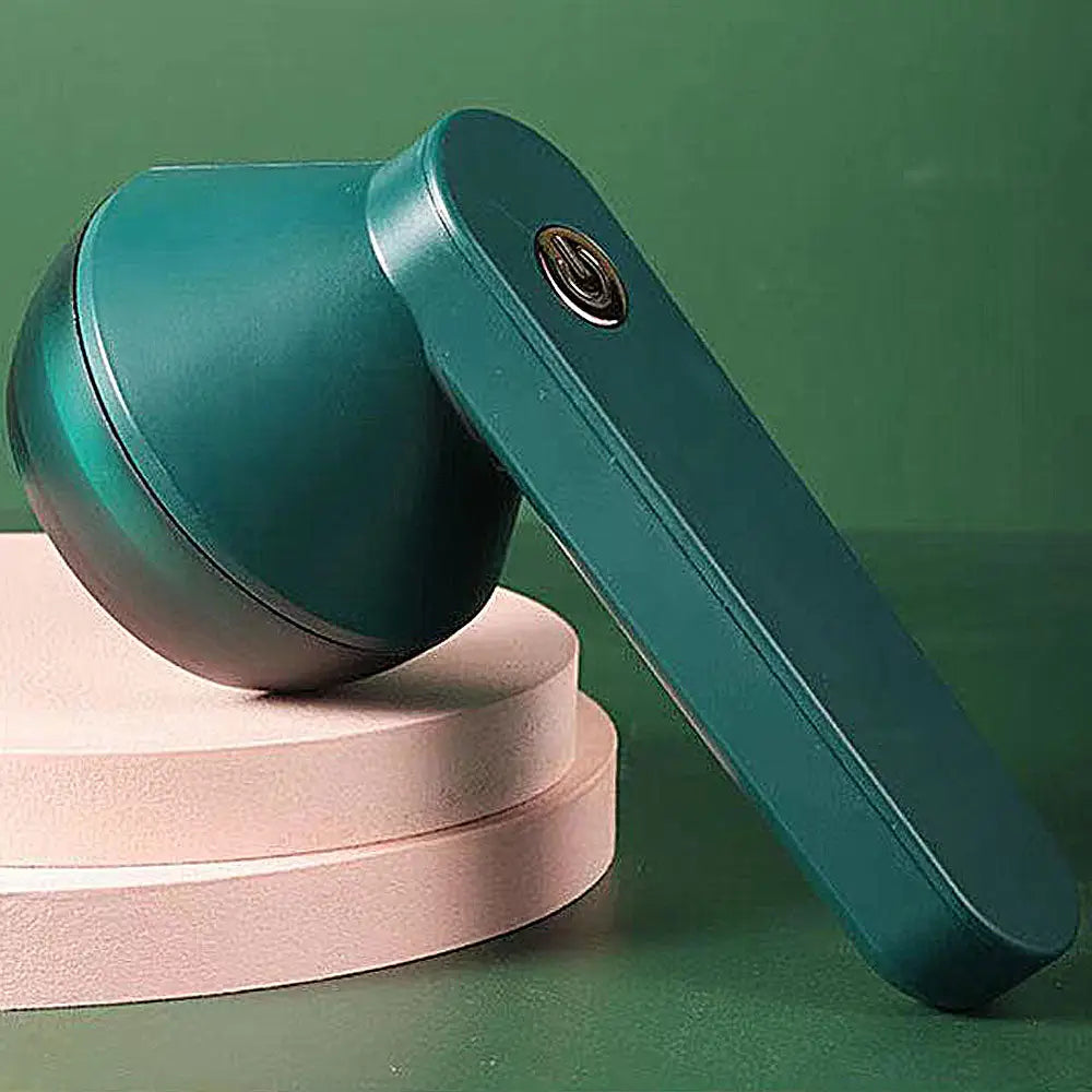 Kabelloser, wiederaufladbarer elektrischer Fussel- und Flusenentferner