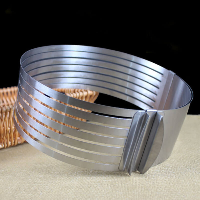 SliceMaster™ — Meistere perfekte Kuchenschichten wie ein Profi jedes Mal