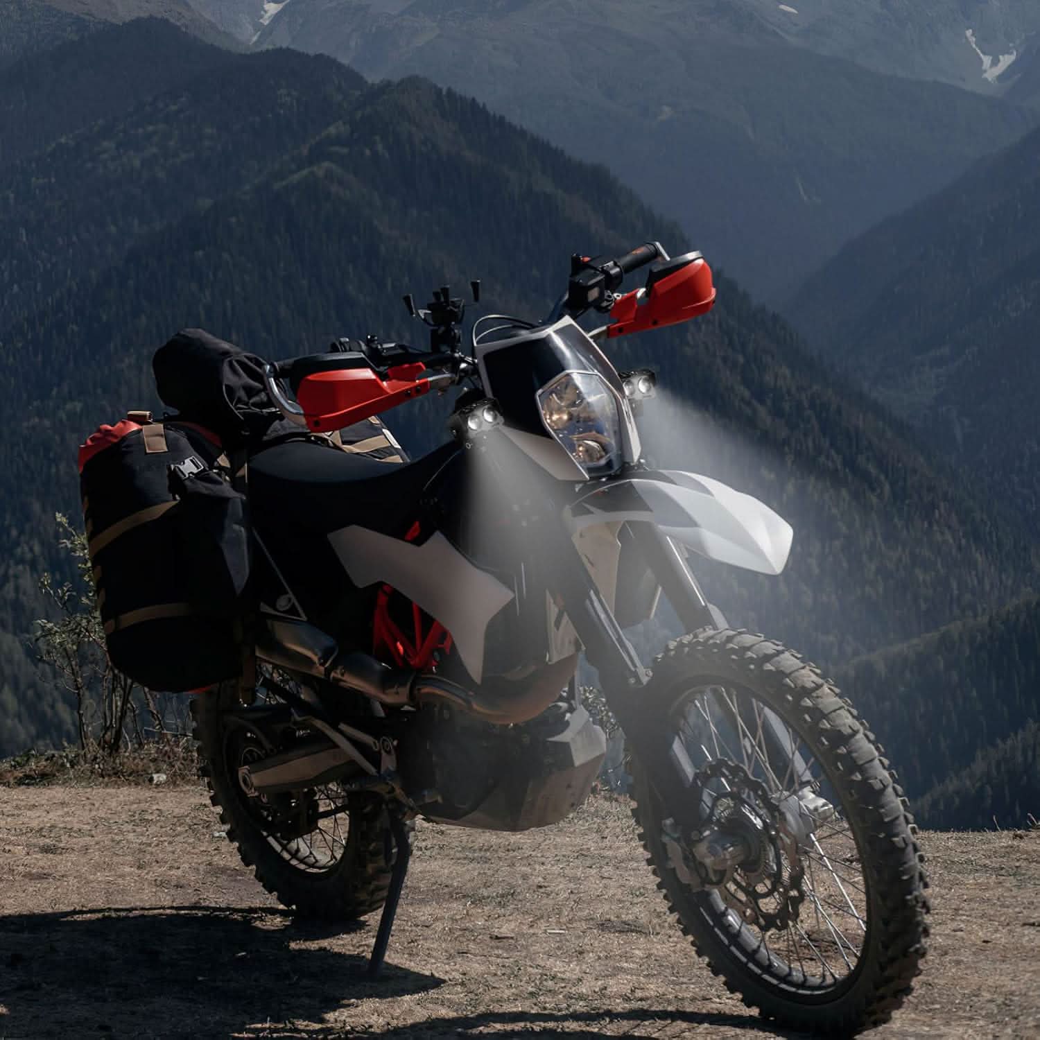 NightRaze™ — Beherrsche jede nächtliche Fahrt mit blendender Klarheit und unerschütterlichem Vertrauen