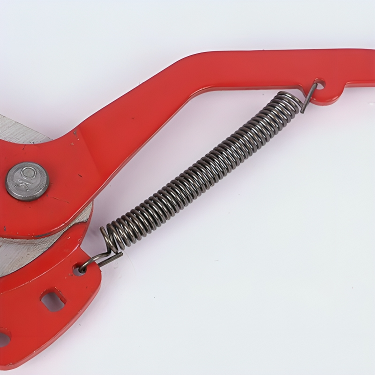 TreeTrim - Hohe Äste sicher vom Boden schneiden!