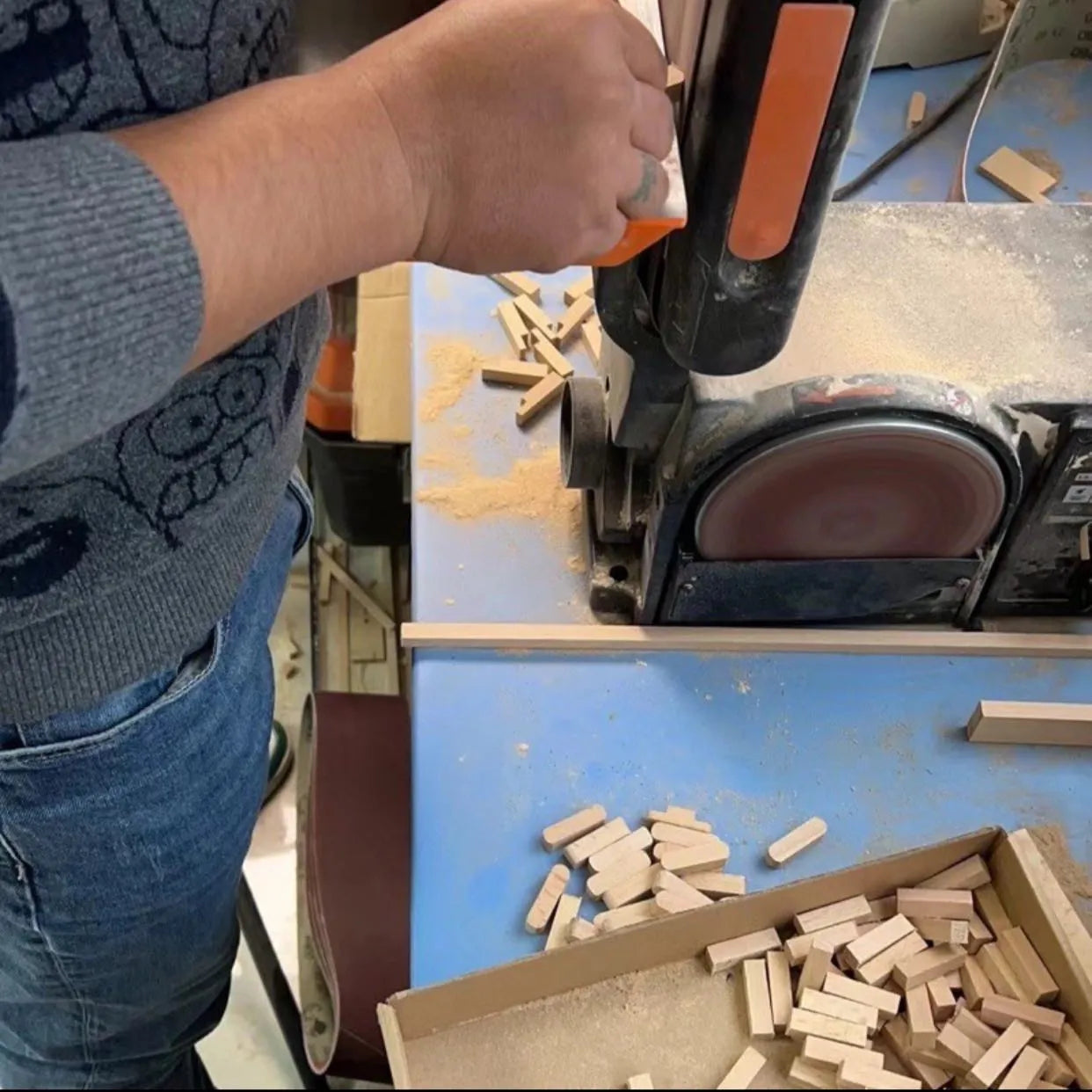 Handgefertigte Ballonköpfe Holz-Kämpferpuppen