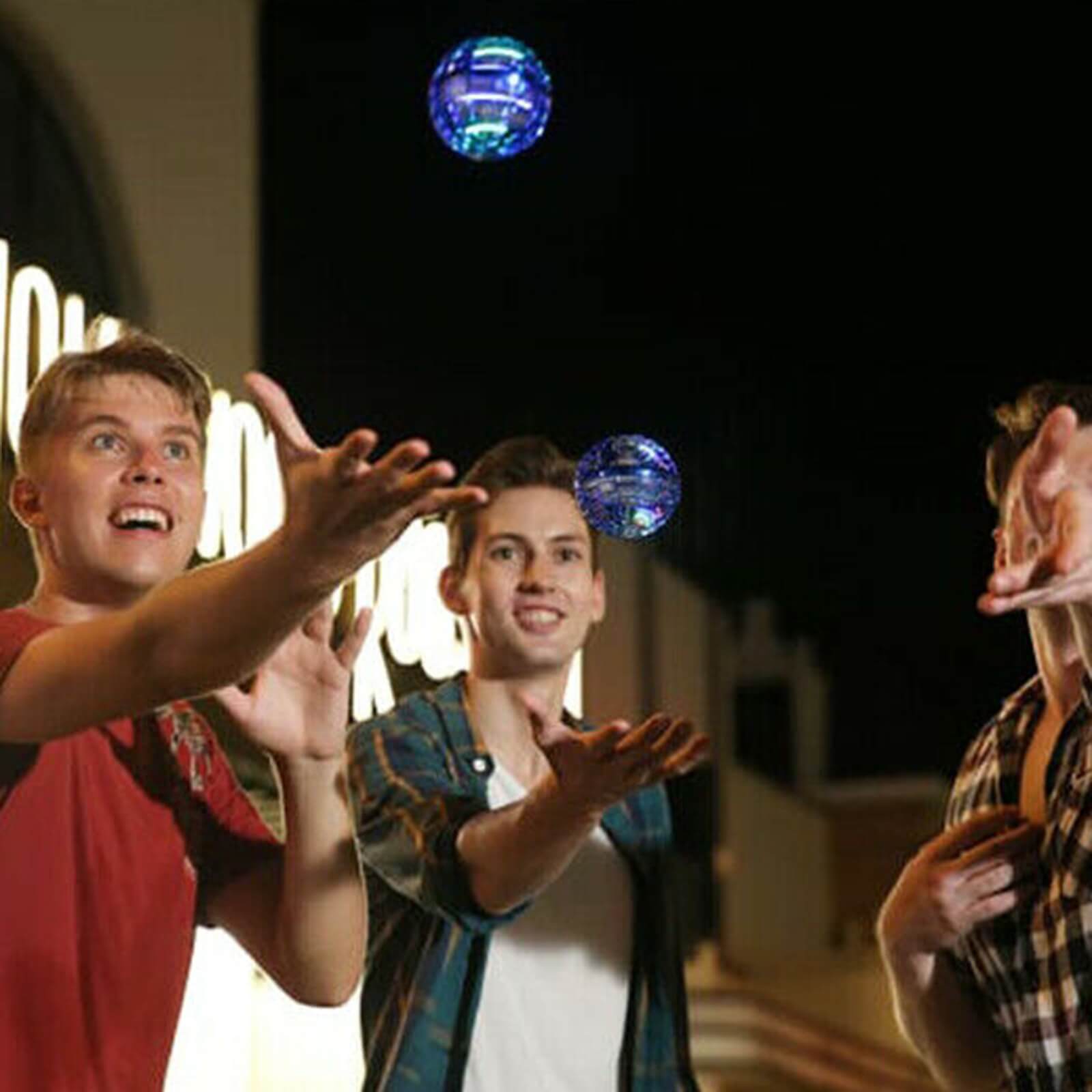 Magischer fliegender Bumerang