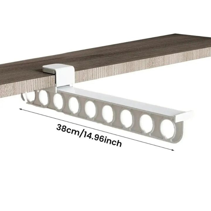 Platzsparender Kleiderschrank-Organizer