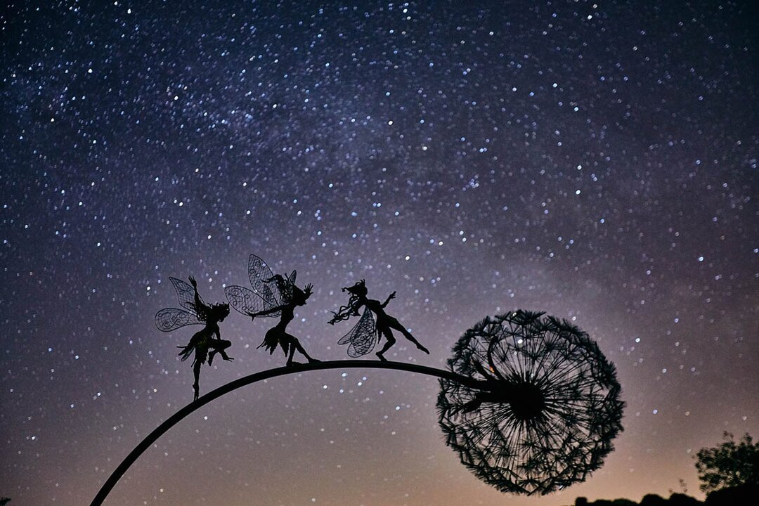 Celestara™ Feenskulptur – Entzünden Sie endlose Magie und Frieden in Ihrem Garten