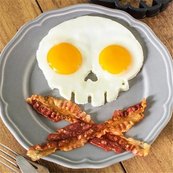 Bonechill™ Eiform – Verwandelt jedes Frühstück in ein gruseliges Lächeln