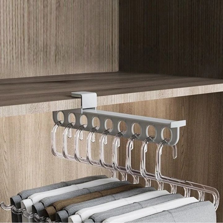 Platzsparender Kleiderschrank-Organizer