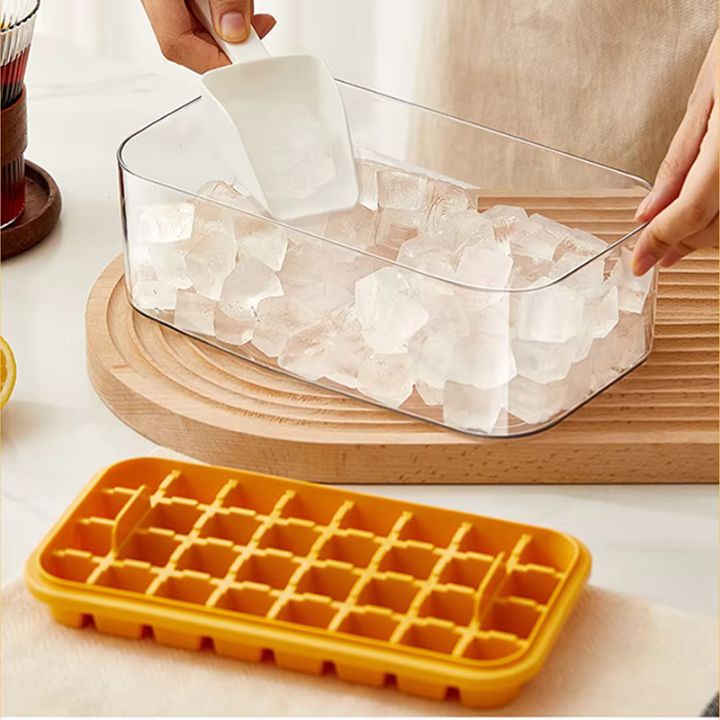 64-teiliges Silikon-Eiswürfelset – mit Deckel & Schaufel
