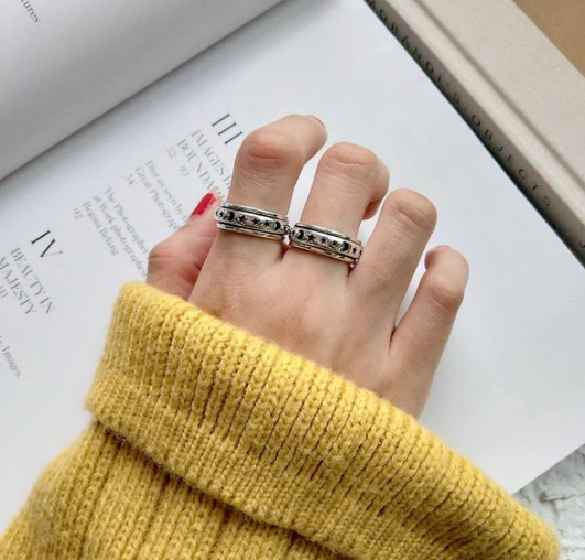 Ecliptify™ - Rotierender Ring mit Mond und Sternen