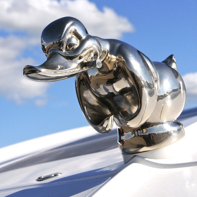 RoadRogue™ Motorhaube-Emblem — Entfache den rebellischen Geist und ziehe alle Blicke auf dich