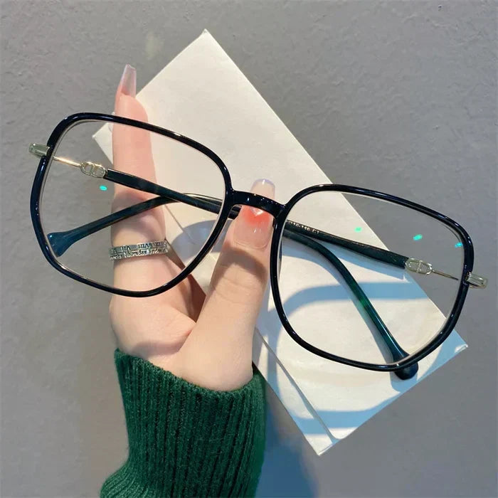 BlueSafe™ - Modische Anti-Blaulicht-Lesebrille (50% RABATT)