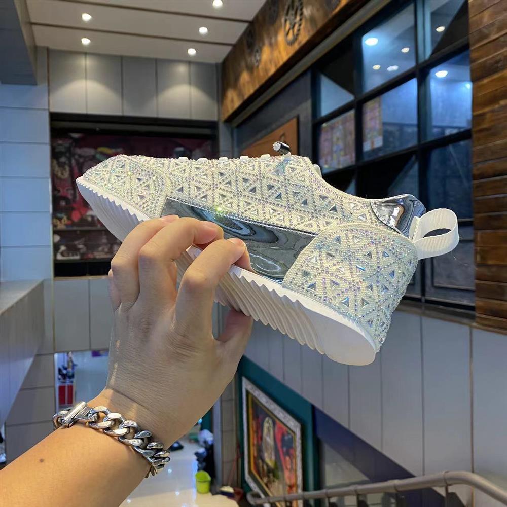 SneakLuxe™ - Diamantbesetzte Sneaker für Herren