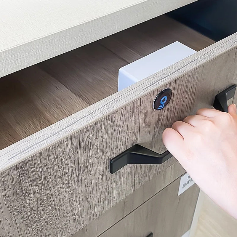 Elektronisches Schrankschloss zum Selbermachen für Holzschubladen und -schränke