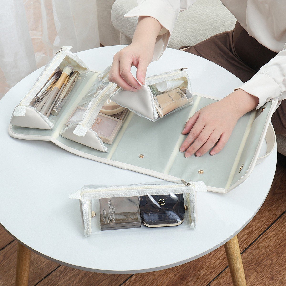 BeautiFlex™ — Meistere dein Make-up mit eleganter, wasserfester Kontrolle überall