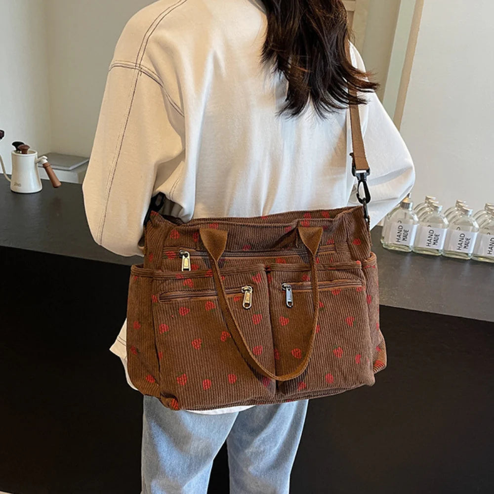 Helja - Umhängetasche Mit Erdbeerdruck