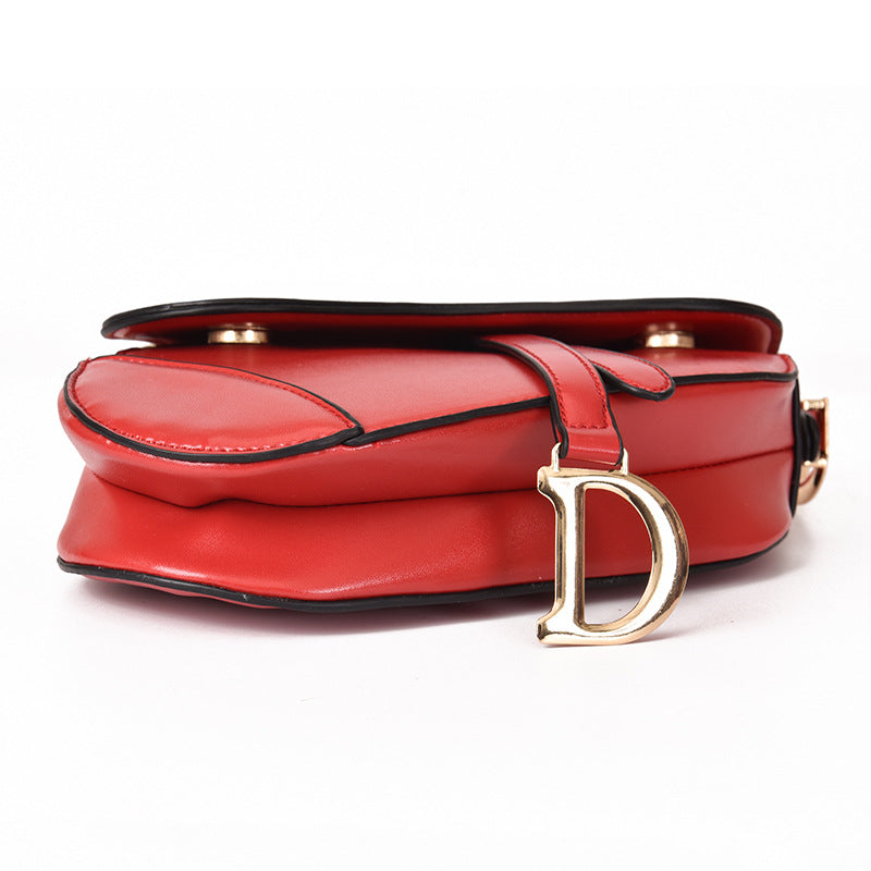 Damen Schultertasche | PU-Leder Satteltasche | Breiter Riemen | Elegantes Design