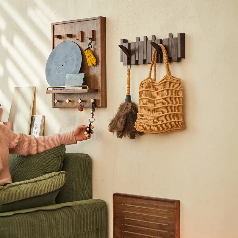 HarmonyHooks™ - Maximiert den Platz und minimiert Unordnung und bietet eine aufgeräumte Lösung