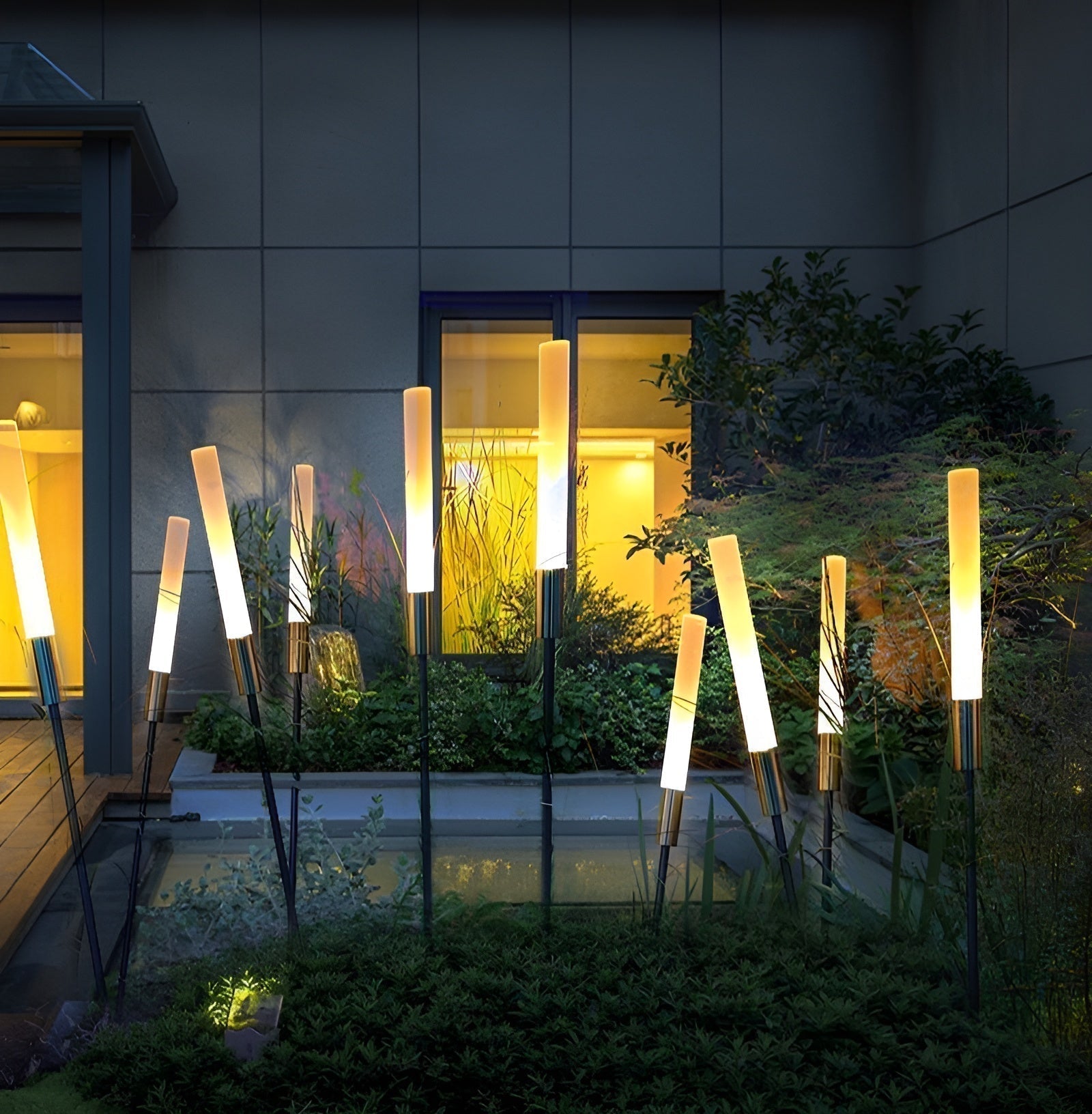 LightRod | Solar Gartenleuchte | Modernes Design & Wetterfest | 50 % Rabatt