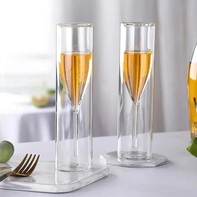 Kristallgläser mit schwebendem Effekt für Champagner