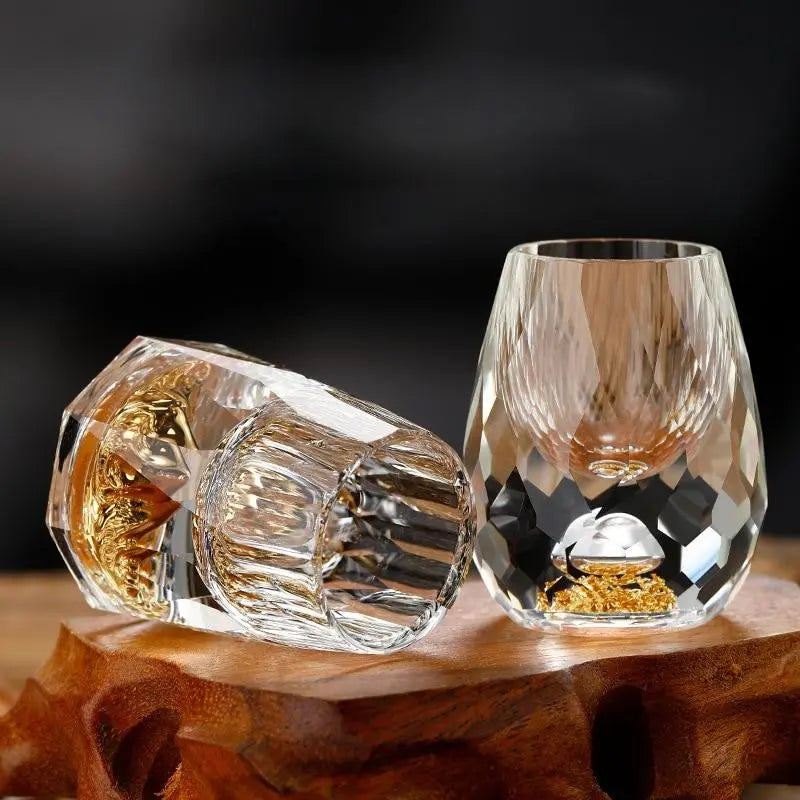 Luxuriöses Kristall-Schnapsglas