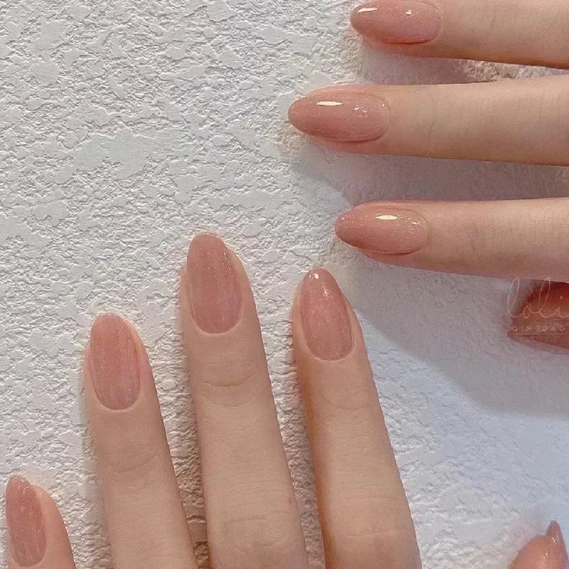 Lustrella™ - Stilvolles kurzes Fake-Nägel-Set