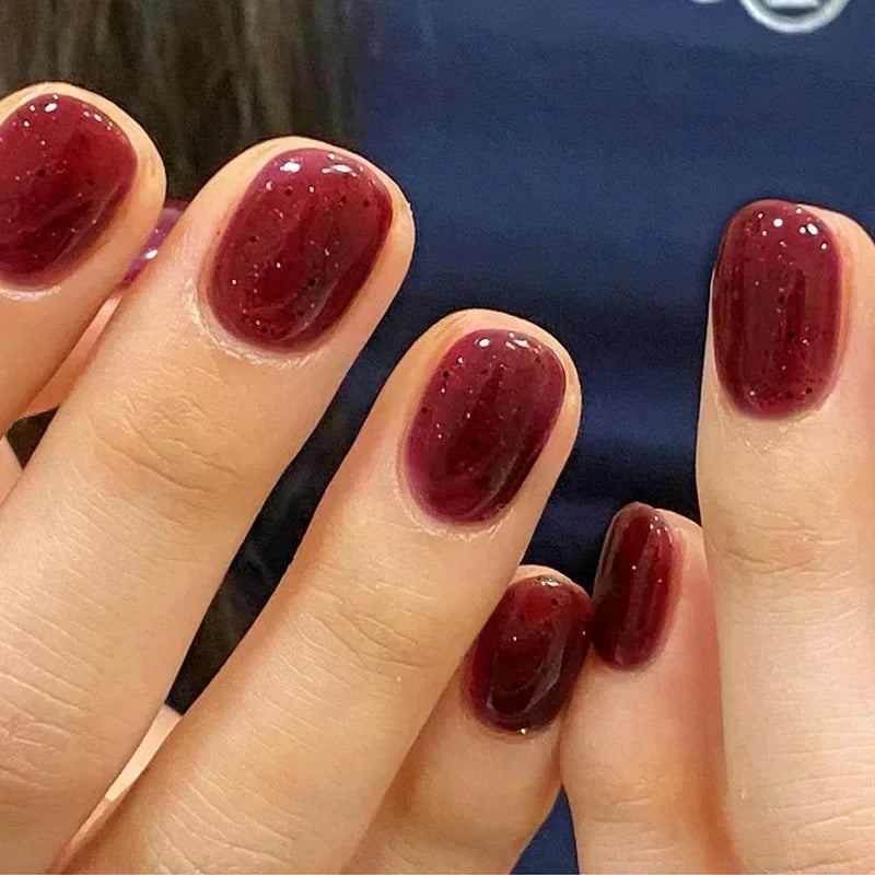 Lustrella™ - Stilvolles kurzes Fake-Nägel-Set