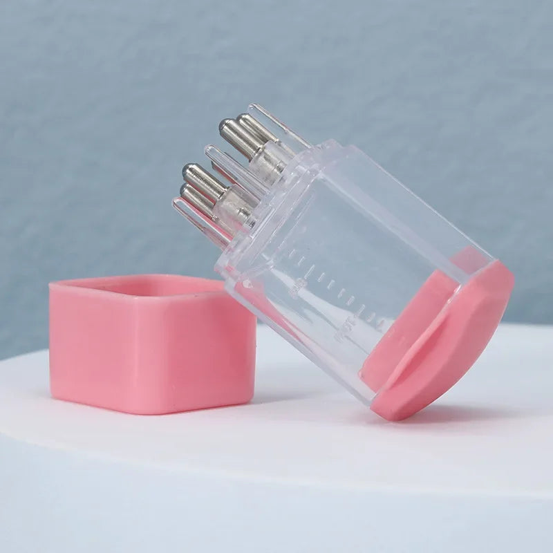 Tragbarer Mini-Kopfhautmassage-Kamm mit Flüssigkeitsapplikator für ätherische Öle
