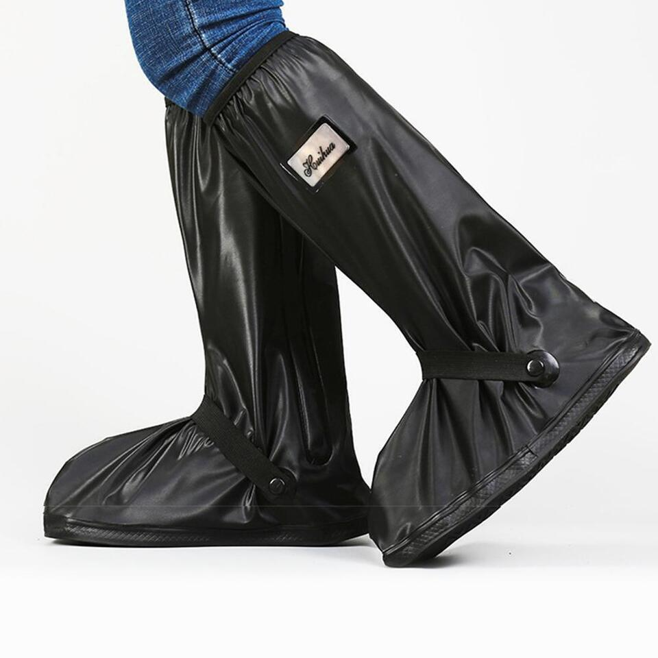 HydraGuard™ — Bleiben Sie trocken und selbstbewusst bei jedem Wetter