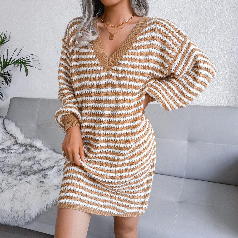 Emily™ - Stripe Frenzy Pulloverkleid mit V-Ausschnitt