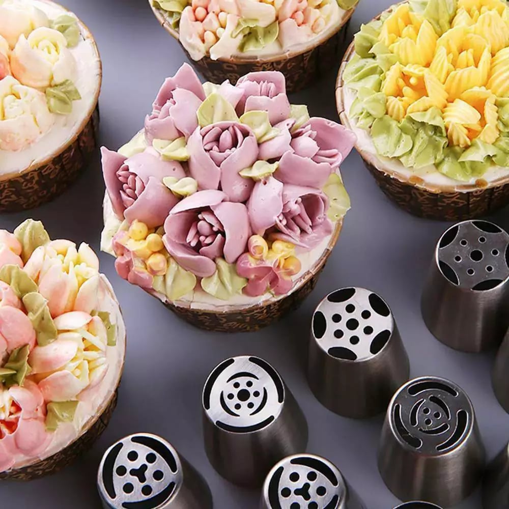 SilverCraft™ Piping Meister Set — Erstellen Sie atemberaubende Kuchen, die alle Blicke auf sich ziehen