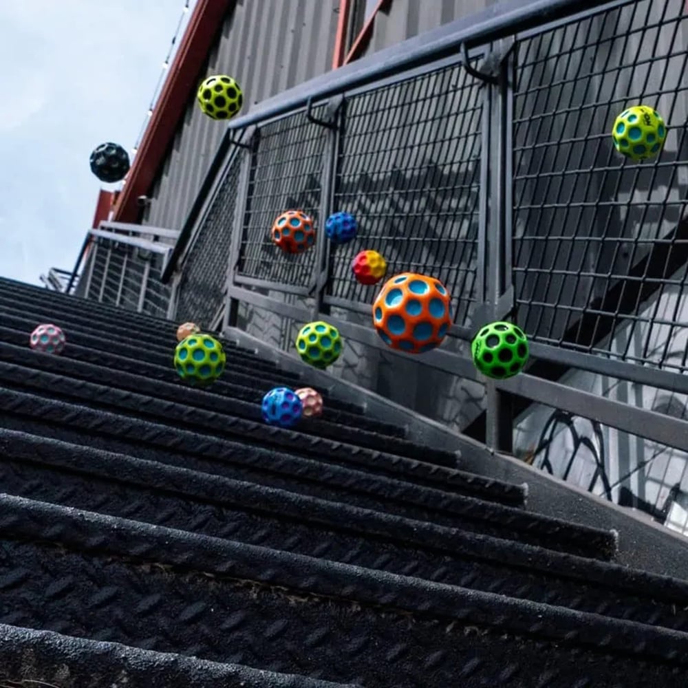Super Bouncy Space Ball - Extrem hüpfender PU-Ball
