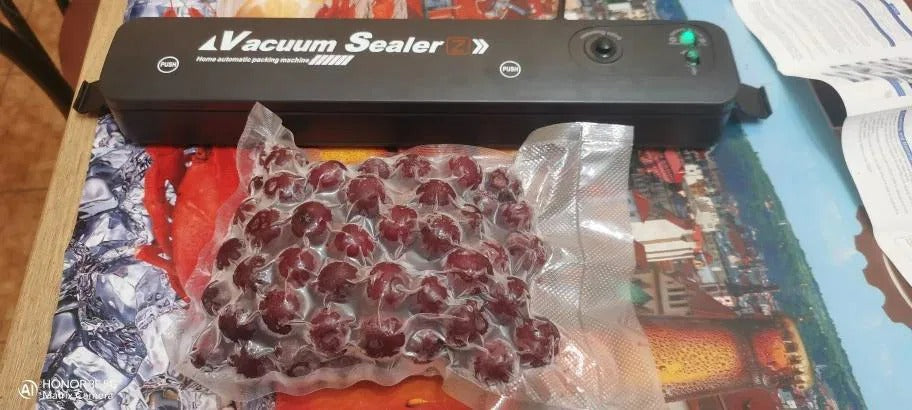 EasyStore™ – Kompakter Vakuumierer für längere Frische